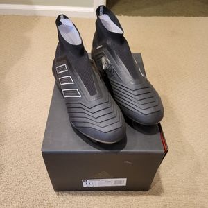 Adidas Men's Predator 18+ FG Firm Ground Cleats - Size 11.5